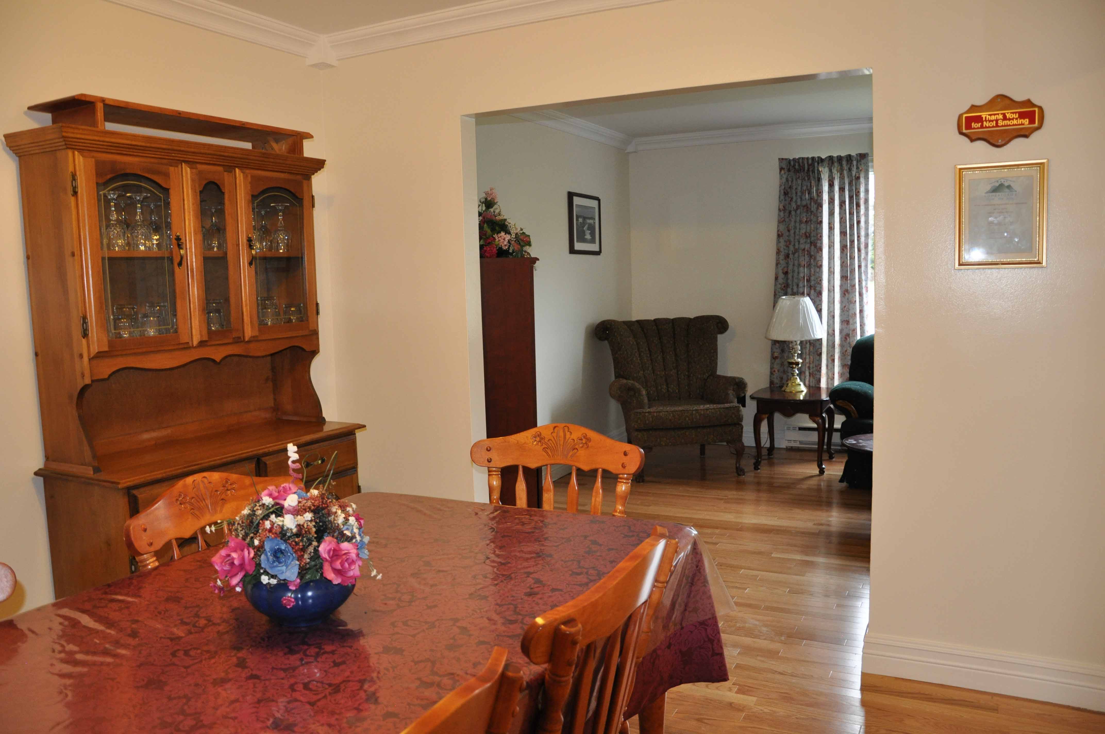 A comfortable size dining room with plenty of space for the family